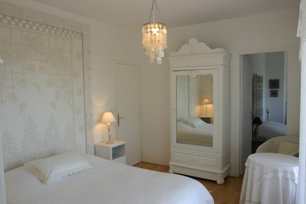 Chambres D'Hotes Christa Saint-Pair-sur-Mer Ruang foto